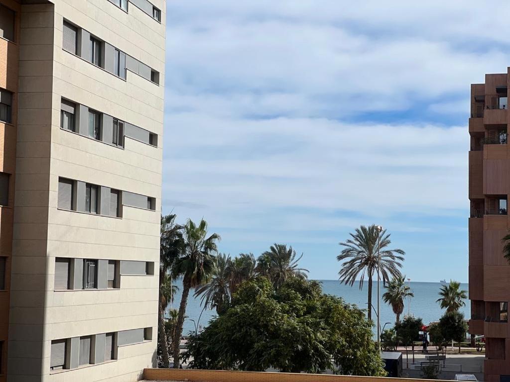 Love Rent4 Malaga Pacifico Exterior foto